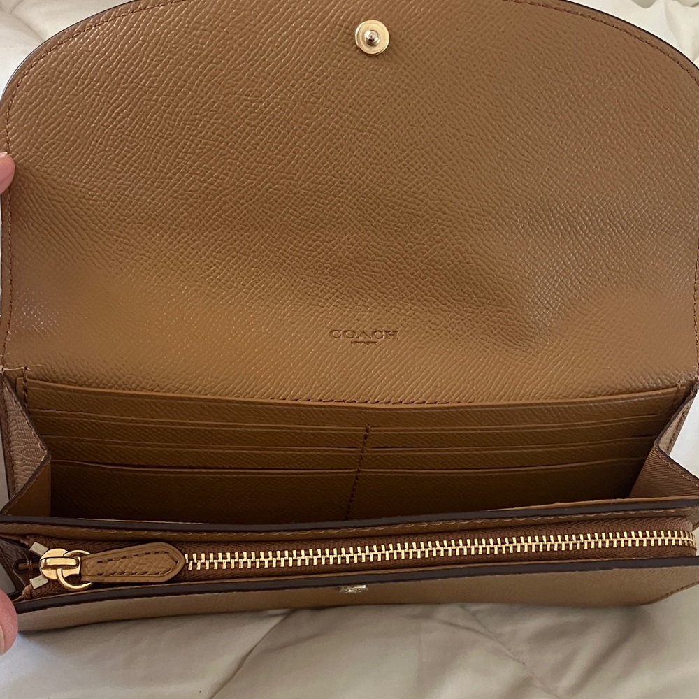 COACH City Zip Tote in Tan Leather With Matching Slim Envelope Wallet EUC - Picture 10 of 13